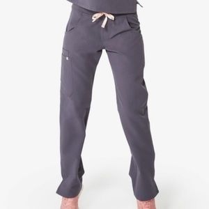 FIGS Yola Cargo Scrub Pants in Charcoal